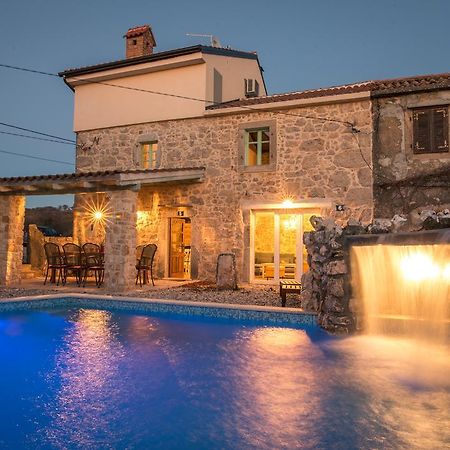 Villa Garica Luaran gambar
